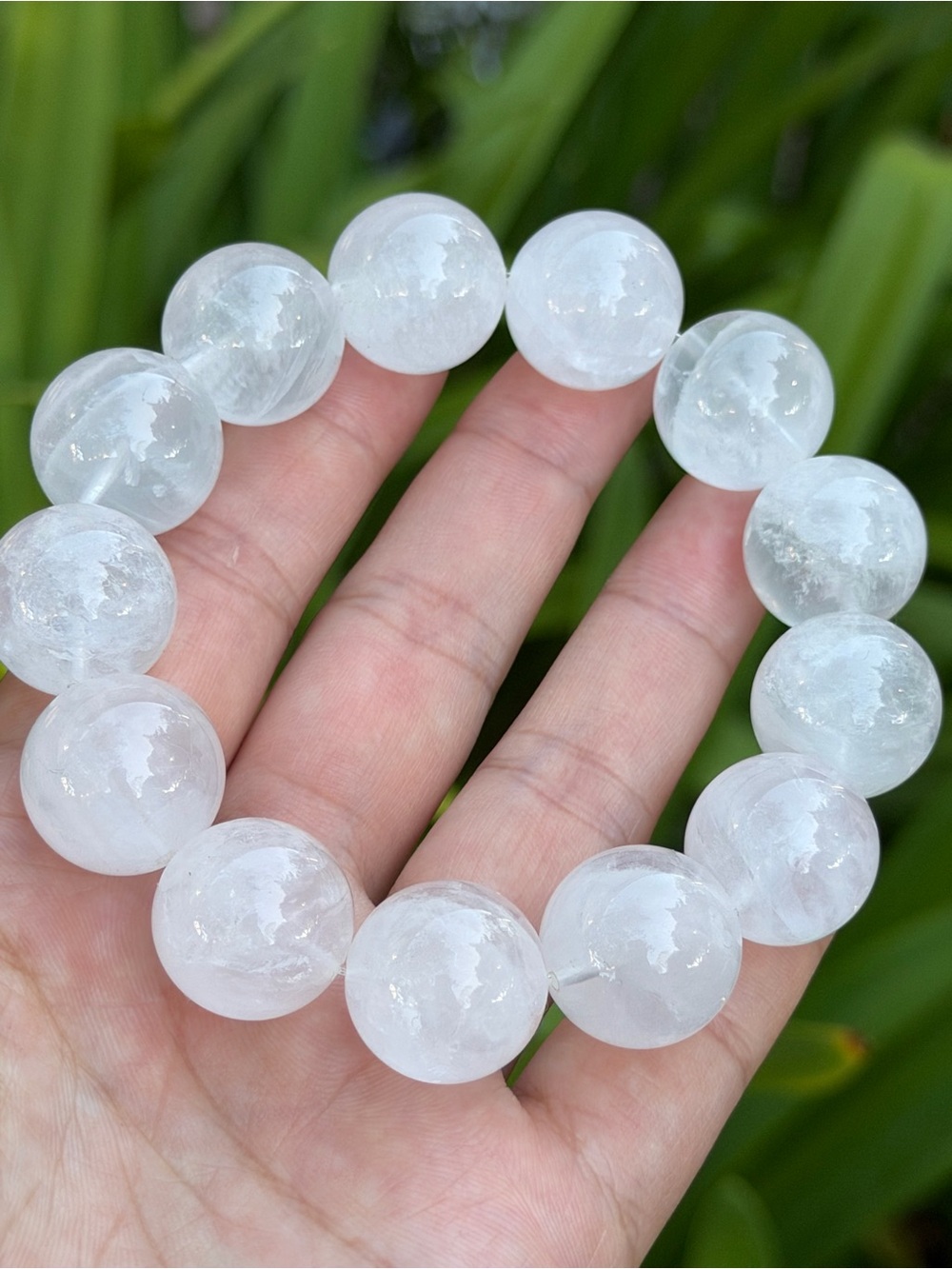 18mm Stretchable Milky Clear Quartz Bracelet 1984 - Picture 1 of 7